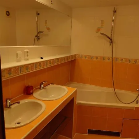 Fast Apartment Close By Centrum Léva Kültér fotó
