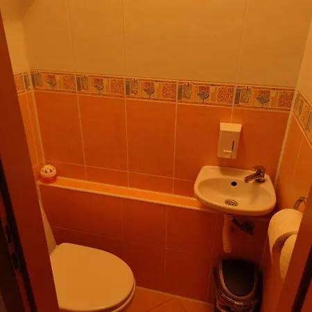 Fast Apartment Close By Centrum Léva Kültér fotó